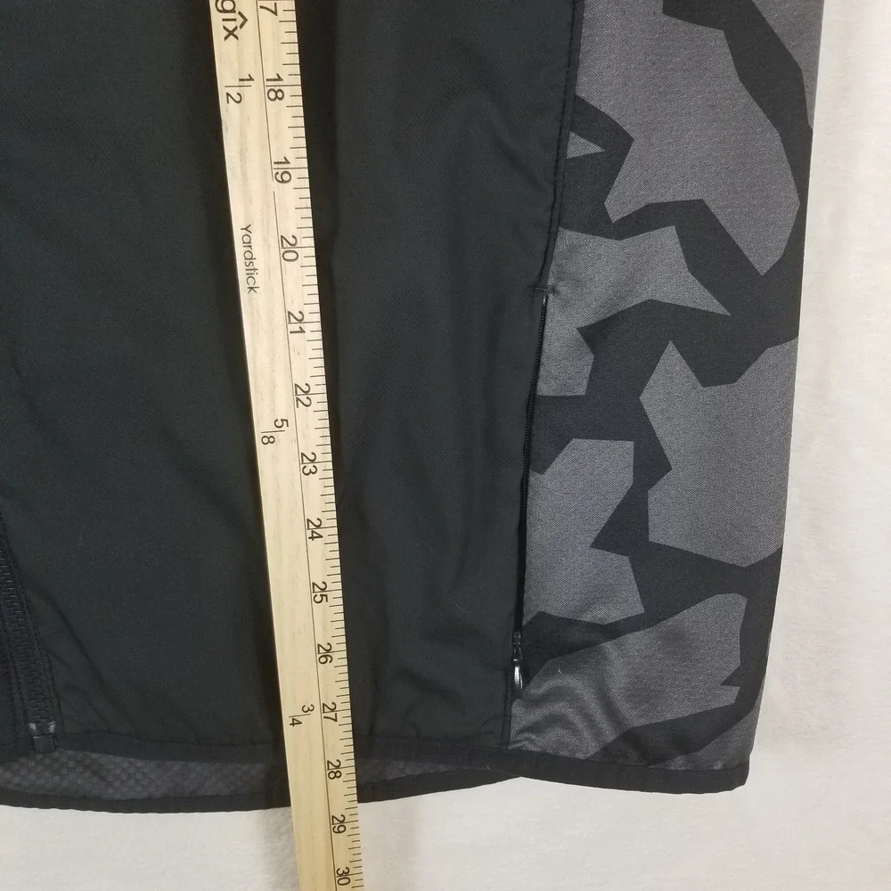 Under Armour Combine Vest Mens XL Black Gray Camo Full Zip Training‎ 1253011